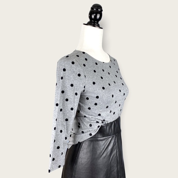 IMNYC Isaac Mizrahi 3/4 Sleeve Grey Scoop Neck Top - Picture 9 of 16